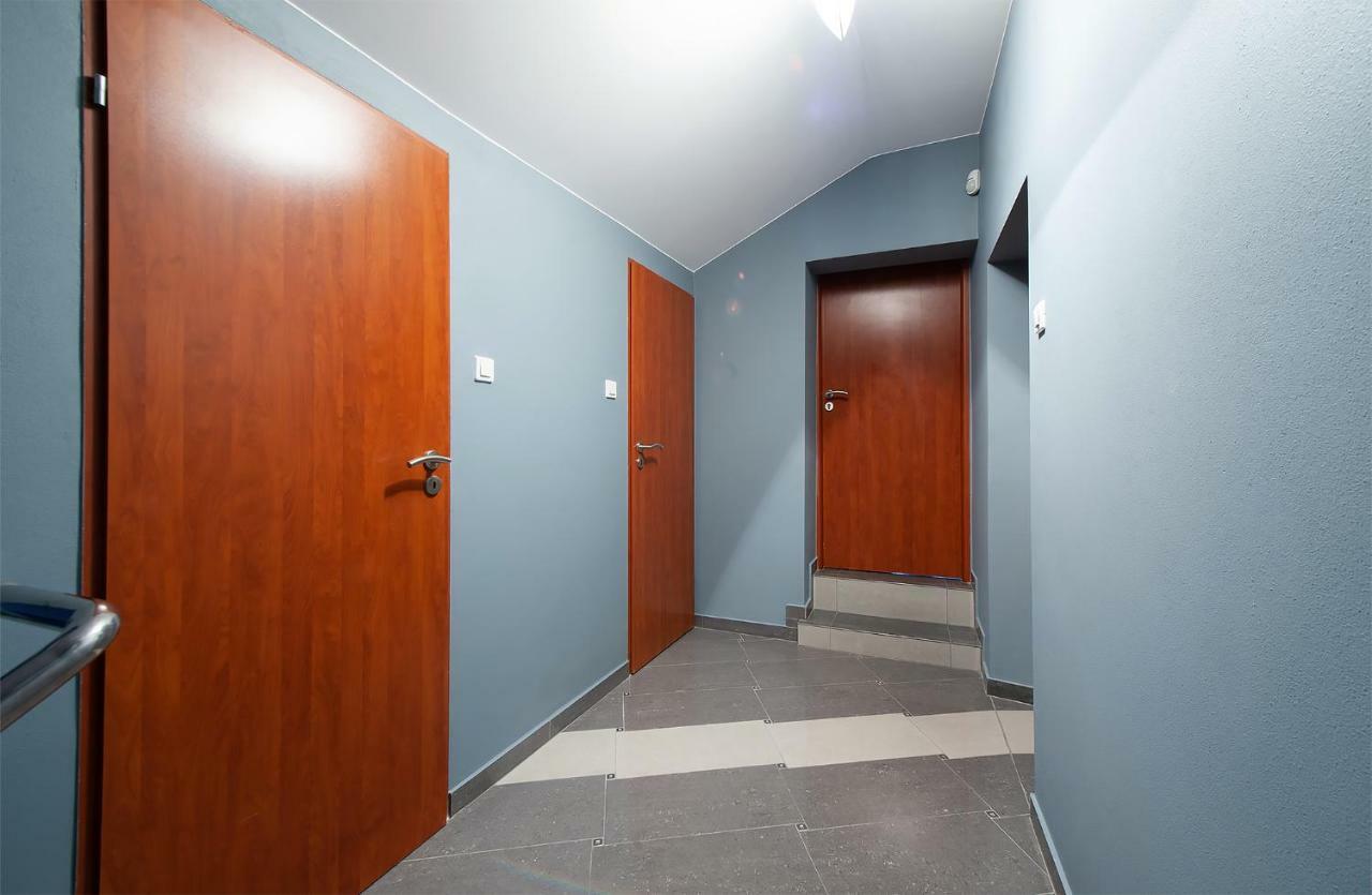 Port-Lodz Apartment By Pinpoint מראה חיצוני תמונה