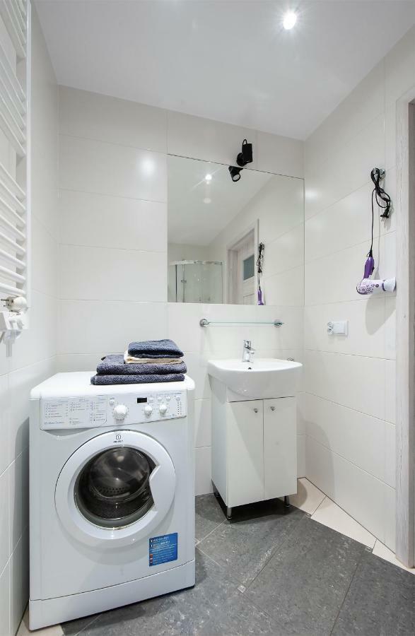 Port-Lodz Apartment By Pinpoint מראה חיצוני תמונה