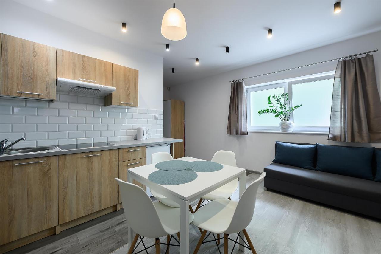 Port-Lodz Apartment By Pinpoint מראה חיצוני תמונה